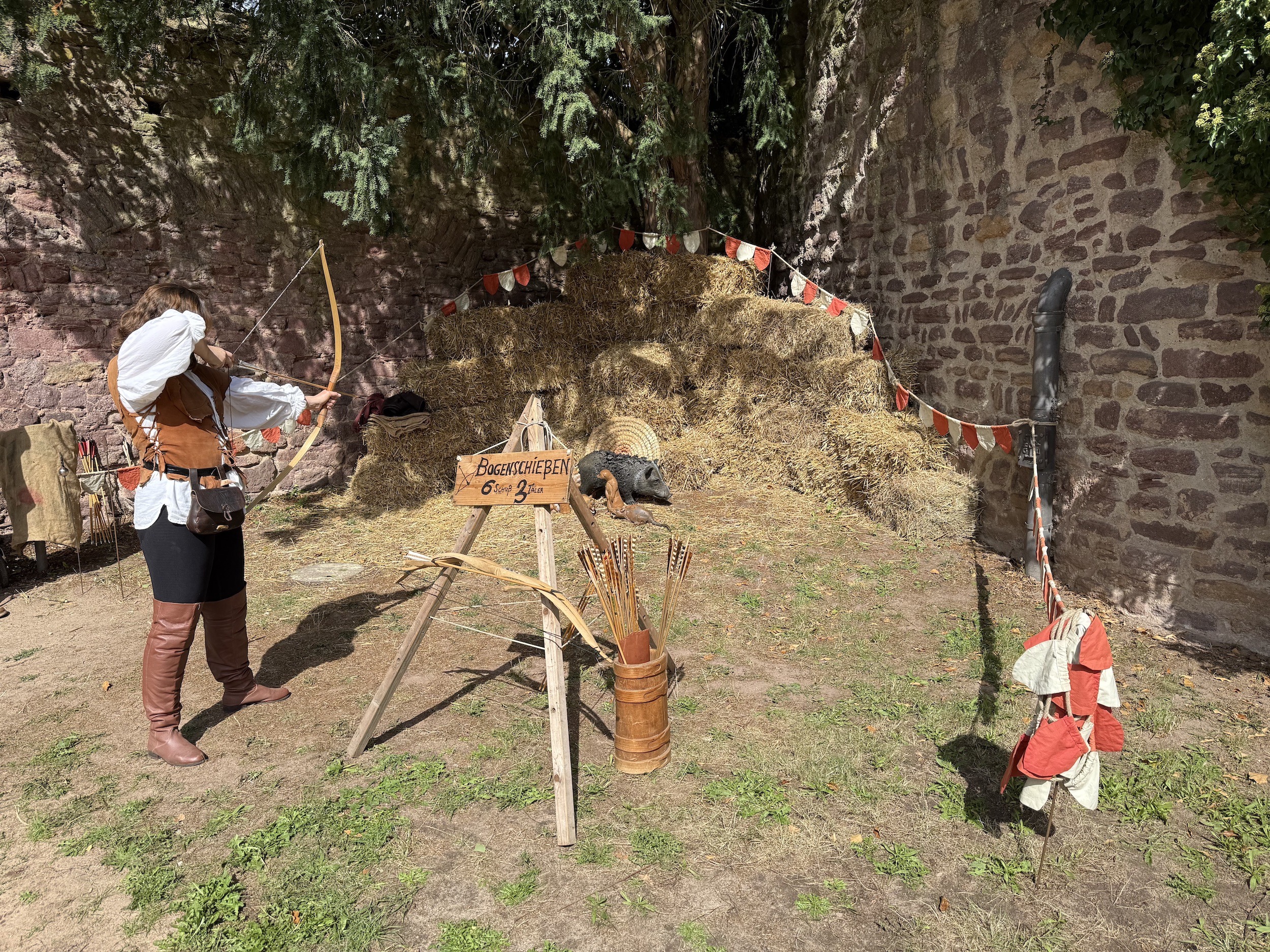 Bogenstand Samek 1 Bogenstand Samek 1